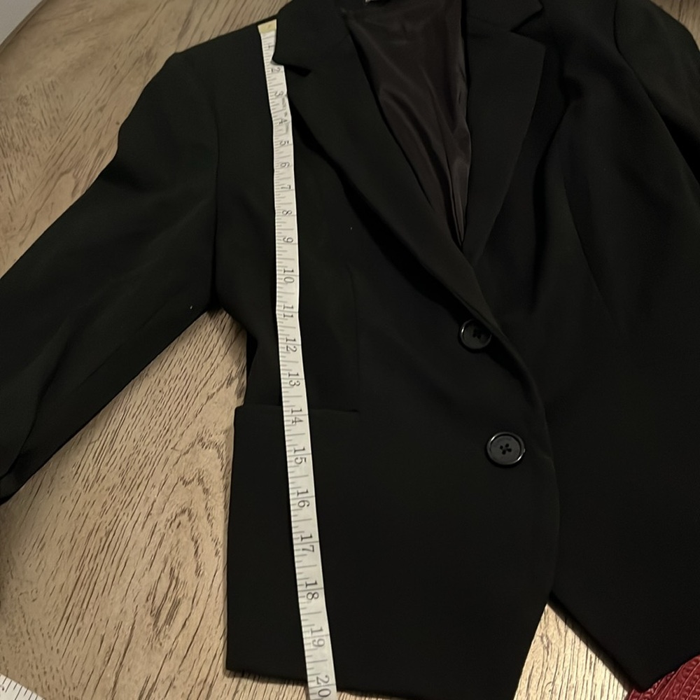 Express 3/4 Rouched Sleeve Jacket - Picture 9 of 10